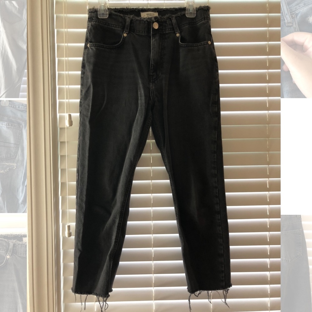 High Waisted Frayed Jeans